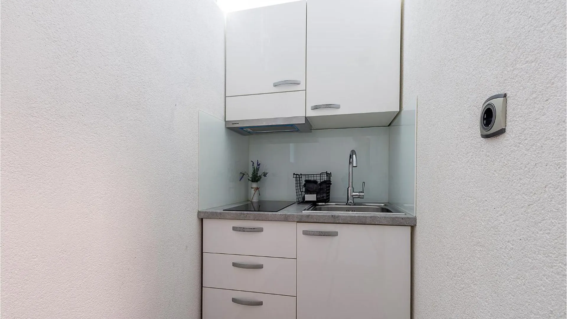 1 Bedroom Cozy Apartment In Medulin